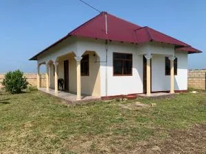 Kae Holiday Home - Mtendeni