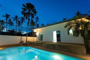 Separate Apartment Walking Distance Shops gym food V103