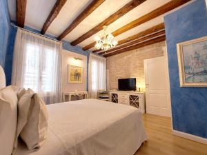 Ca del Manin doro (2min walking from Gran Canal)