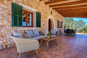 Rustica Sa Talaia by dracmallorca