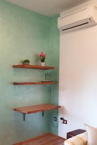 Apartments Adri, Parking in the yard