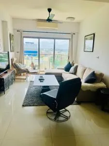 Modern 3 Bedroom 3 Bathroom Apartment - - 拉夏吉里雅
