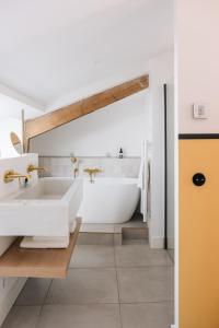 B&B / Chambres d'hotes Le Chateau Real : photos des chambres