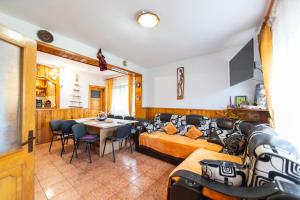 Casa Nan cu Terasa - Castelul Bran