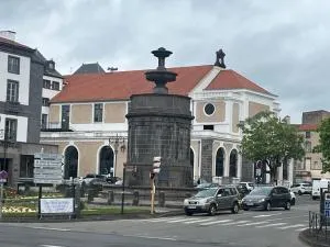 卡拉维勒酒店 - Les Ancizes-Comps