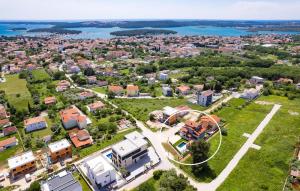 1 Bedroom Stunning Apartment In Medulin 