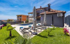 1 Bedroom Stunning Apartment In Medulin