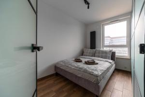 Nowy Komfortowy Apartament Warszawa Wiktoryn 6A, TV Smart, 72", WIFI