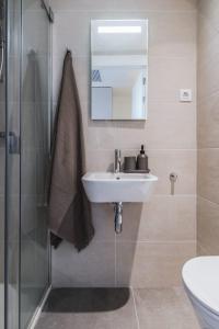 aparto Cristóbal de Moura Hall of residence - ONLY FOR STUDENTS IN BARCELONA