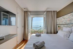 Executive Double Room with Sea View room in Le Bor