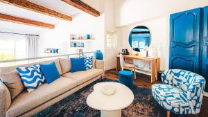 Suite with Terrace room in Hôtel La Mandarine