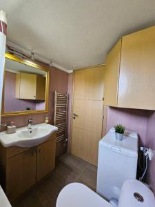 Orestis Family House