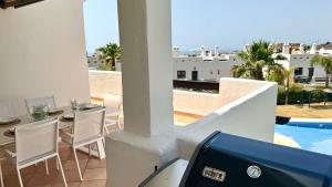 Renovated Apartment - with Sea View!