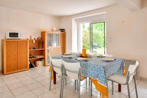 Évasion proche des plages et du port