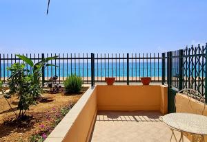Appartements Monolocale fronte mare Mentone : photos des chambres