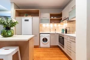 2 bedroom unit in Cape Town City Centre