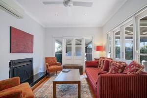 Paddington Cottage - A Classic Queenslander Stay