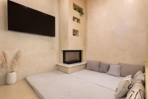 Antheia Traditional House