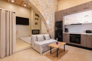 Antheia Traditional House