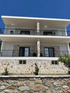 Villa Thomas - Ilias