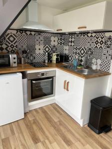 Maisons de vacances Maison grande terrasse vue mer - Plage et GR34 a 400m : photos des chambres