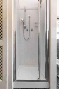 Borgo di San Pietro 1