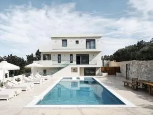 Mamfredas Luxury Residence - 基利尼