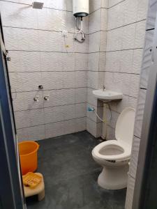 Milan hotel and guest house khatushayamji