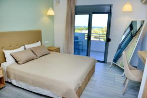 Superior Suite room in Maroula Studios