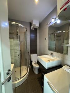Heart of Vracar St Sava Deluxe Apartment