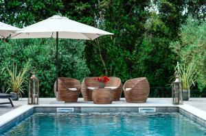 Olive Garden Paradise with heated Swimming Pool