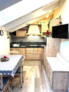 Sotto le stelle nel cuore di Aosta