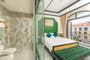 Deluxe Suite có Ban công (Deluxe Suite with Balcony)