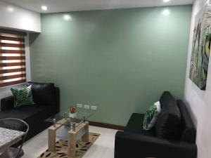 Loft Style Condo Unit in Makati with Netflix WIFI