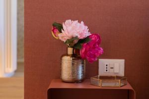 LV Vatican boutique apartment