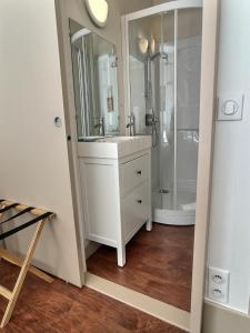 Appartements La Maison des 2 Ponts Clim Centre : photos des chambres