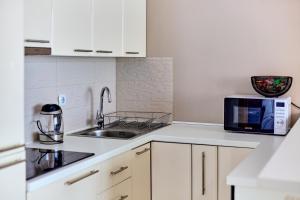 GН Apartmani with Mountains view