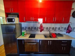 Labino Apartments 1 Red Passion