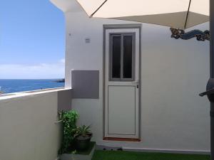 Studio avec terrasse et vue mer