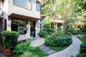 Pumpkin Art Town พัมคิน อาร์ต ทาวน์