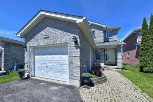 Cozy house at south end Barrie - Innisfil