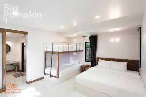 Pumpkin Art Town พัมคิน อาร์ต ทาวน์