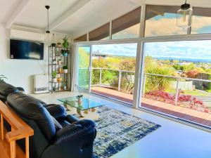 Delight in Birch-Lake View Holiday Home