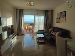 Oceanview Apartment with Garden and BBQ zone