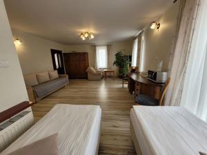 Pokoje Gościnne Na Szlaku