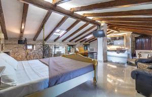 Nice Home In Pazin With Wifi