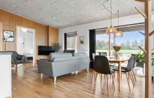 Beautiful Home In Hjørring With Sauna