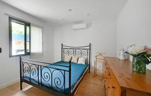 Maisons de vacances Stunning Home In St Laurent Des Arbres : photos des chambres
