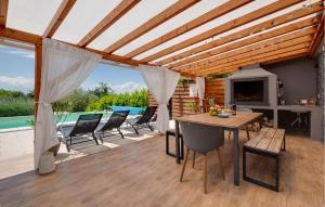 Nice Home In Popovaca With Sauna