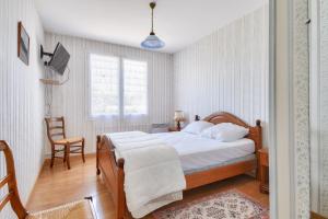 Maisons de vacances Maison familiale pour 8 a 750m de la plage : photos des chambres